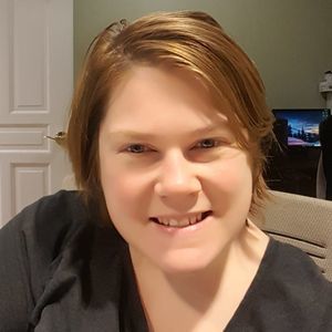 Meet your Posher, Lori-beth